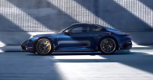 Porsche 911 Side View