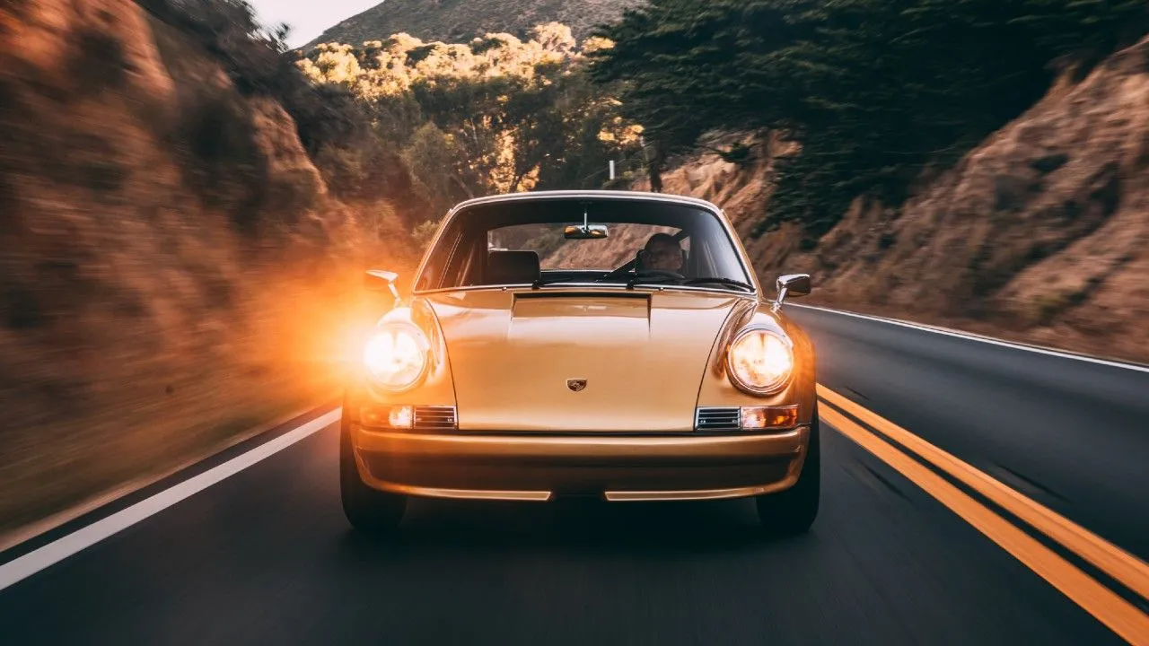 Tuthill Porsche 911K Head On Tracking