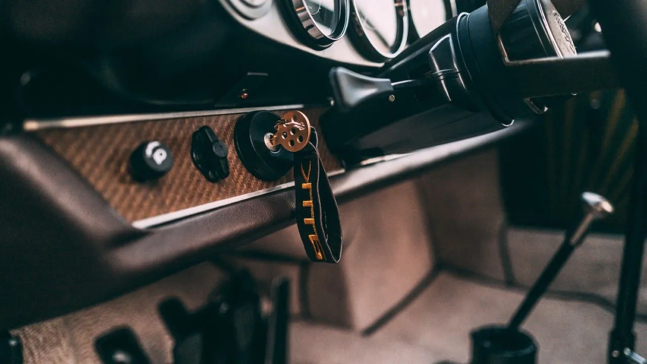 Tuthill Porsche 911K Key Ignition