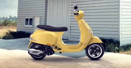 Vespa VXL 125 Right Side View