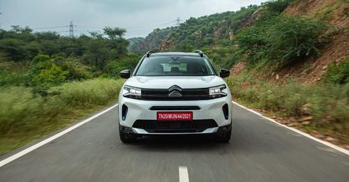 2022 Citroen C5 Aircross front dynamic1