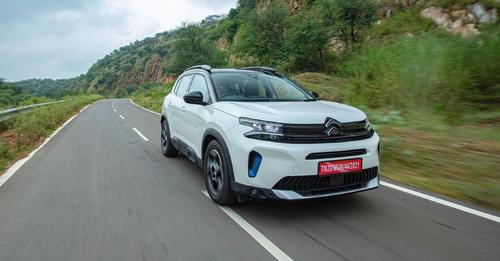 2022 Citroen C5 Aircross front side motion1