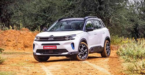 2022 Citroen C5 Aircross front three fourth static1