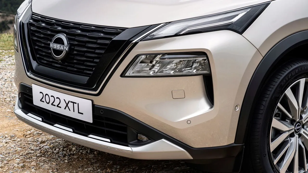 2022 Nissan X Trail Fascia