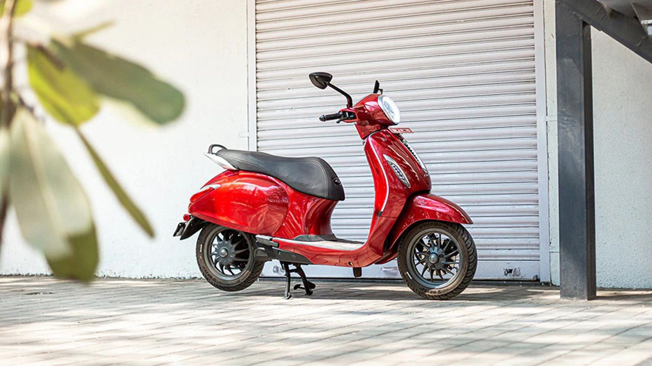 Bajaj Chetak Right Side View