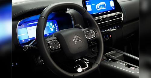 Citroen C5 Aircross Steering Close Up