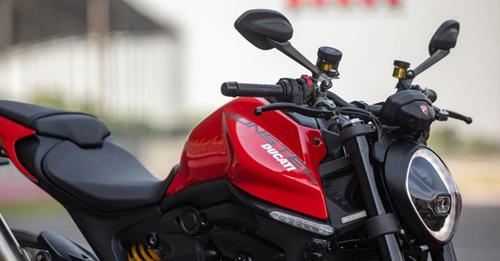 Ducati Monster BS6 Fuel Tank1