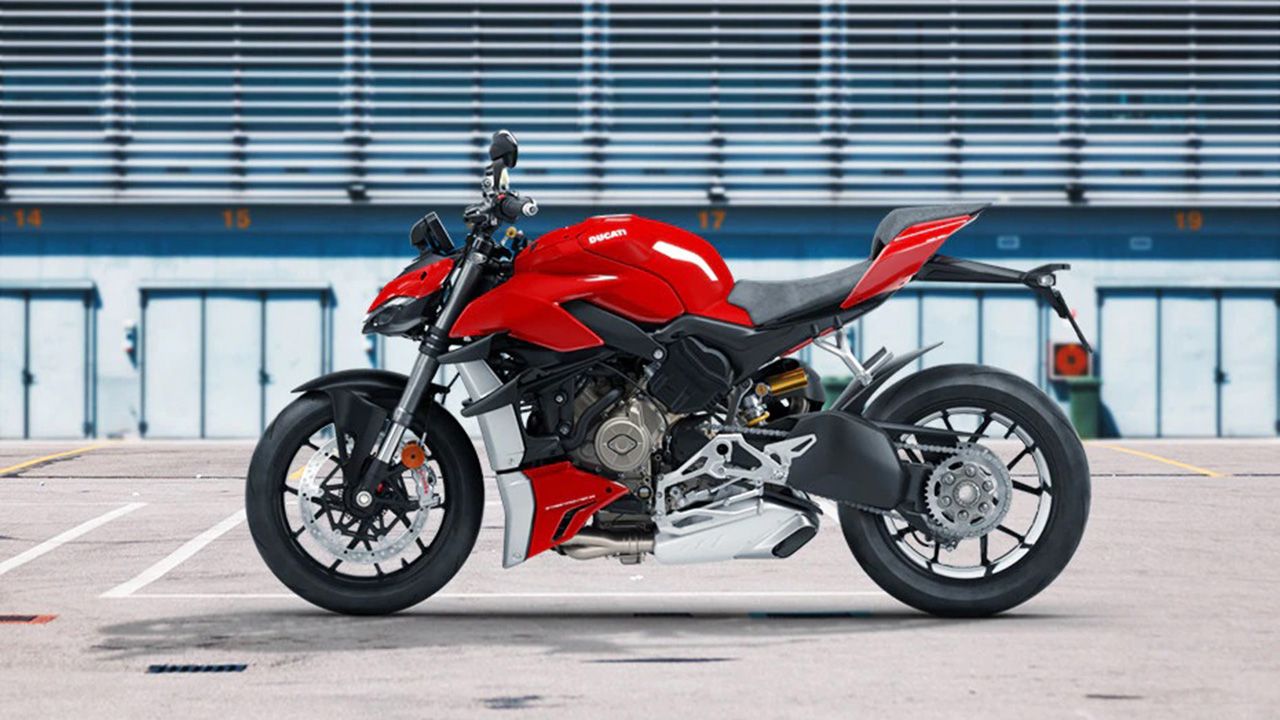 Ducati Streetfighter V4 Left Side View