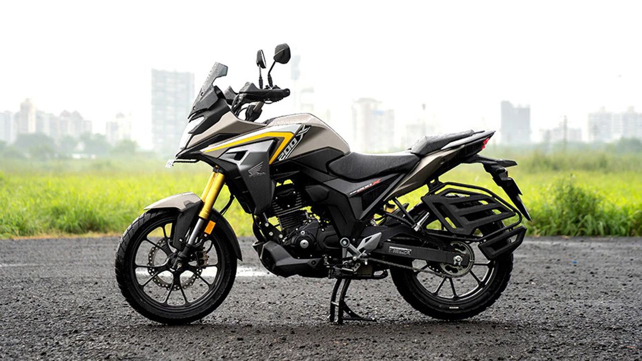 Honda CB200X Left Side View