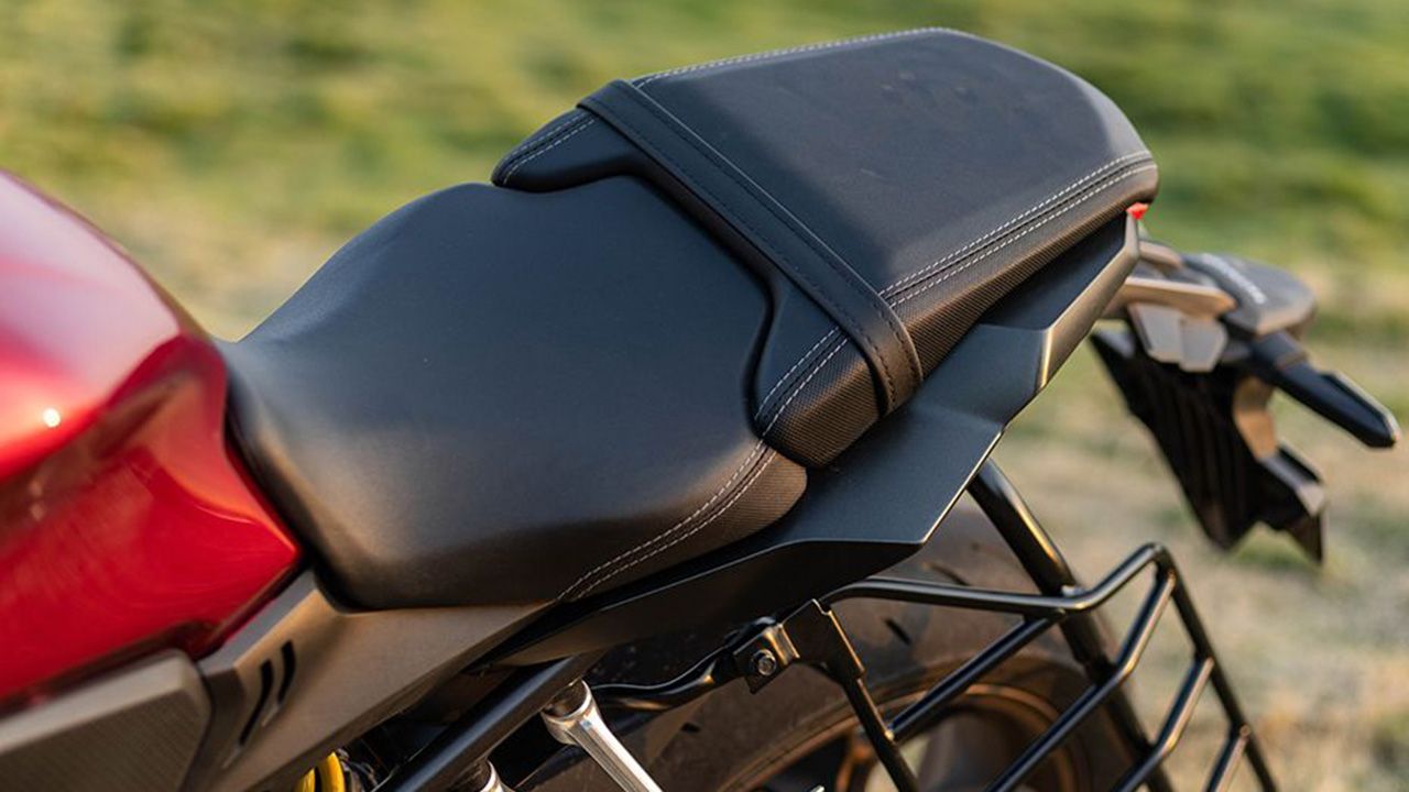 Honda CB650R Seat