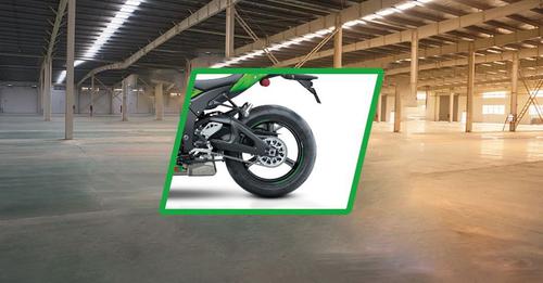 Kawasaki Ninja ZX 10R Rear Tyre View