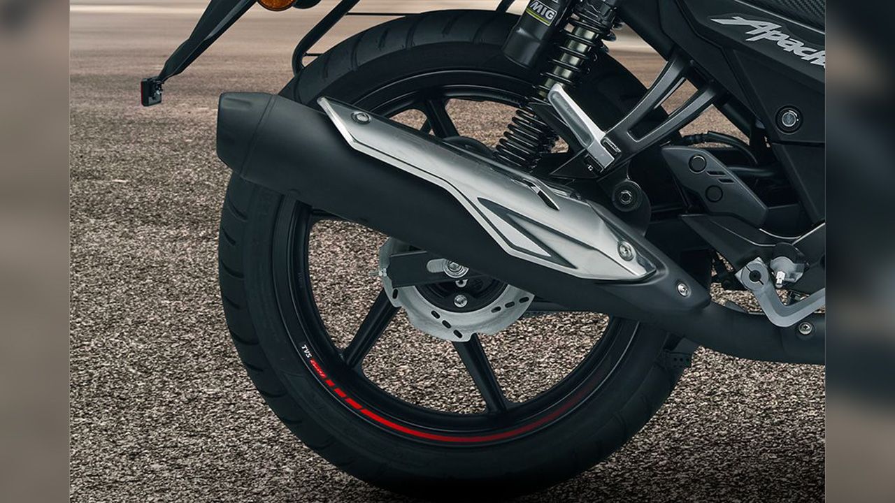 TVS Apache RTR 160 Rear Tyre View