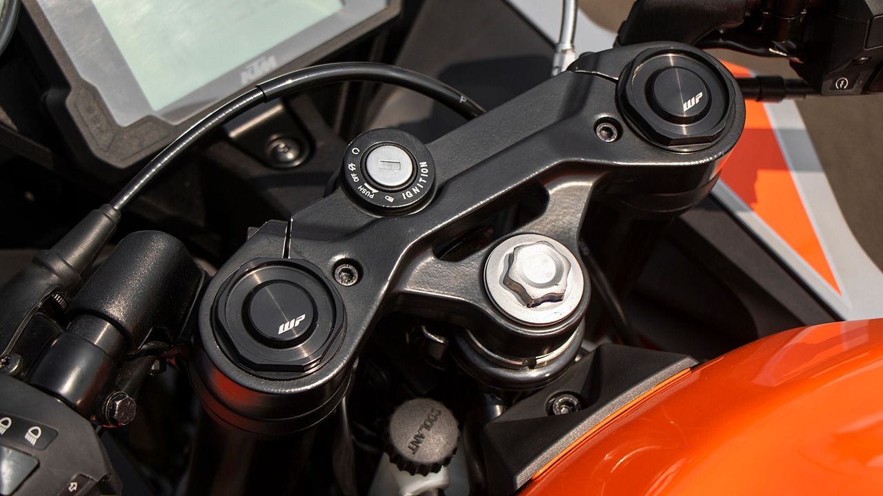 KTM RC 200 Steering Lock