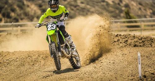 Kawasaki KX250 4 