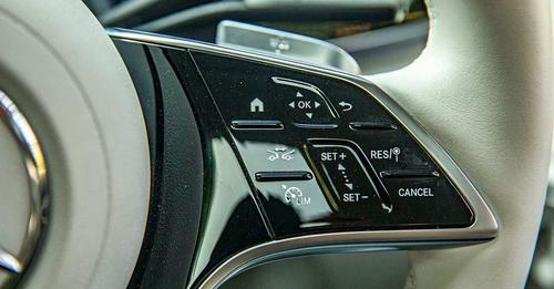 Mercedes Benz EQS 580 4MATIC Switches