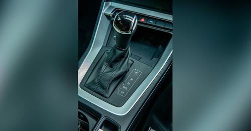 2022 Audi Q3 gear lever