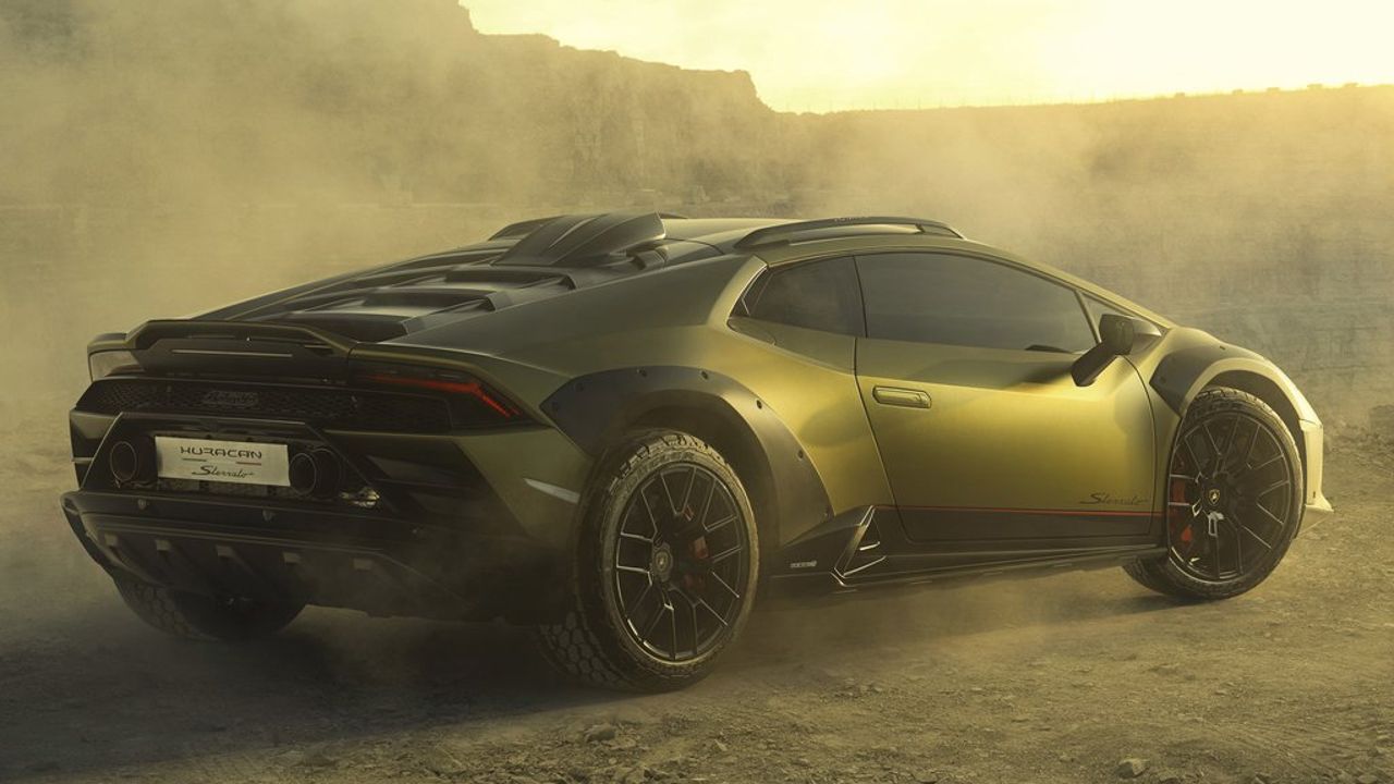 Lamborghini Huracan Sterrato1