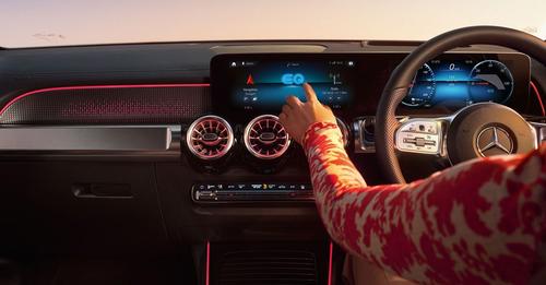 Mercedes Benz EQB 18 1