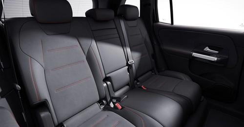 Mercedes Benz EQB Longitudinally adjustable rear seats1