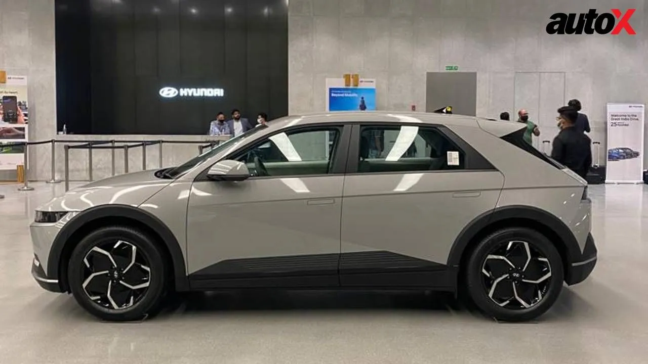 Hyundai Ioniq 5 Side View Hyundai Ioniq 5 Side View