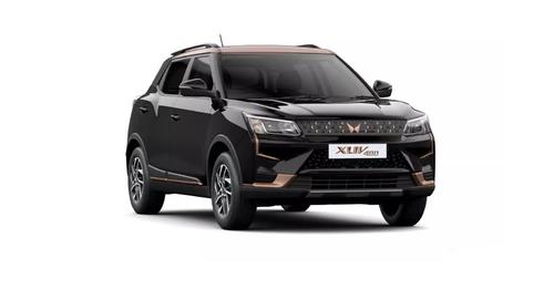 Mahindra XUV400 Satin Copper Napoli Black