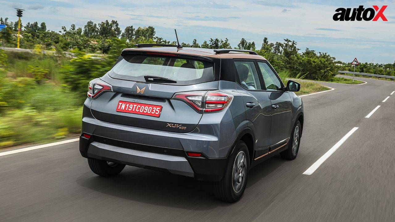 Mahindra Xuv400 Rear and Side Profile