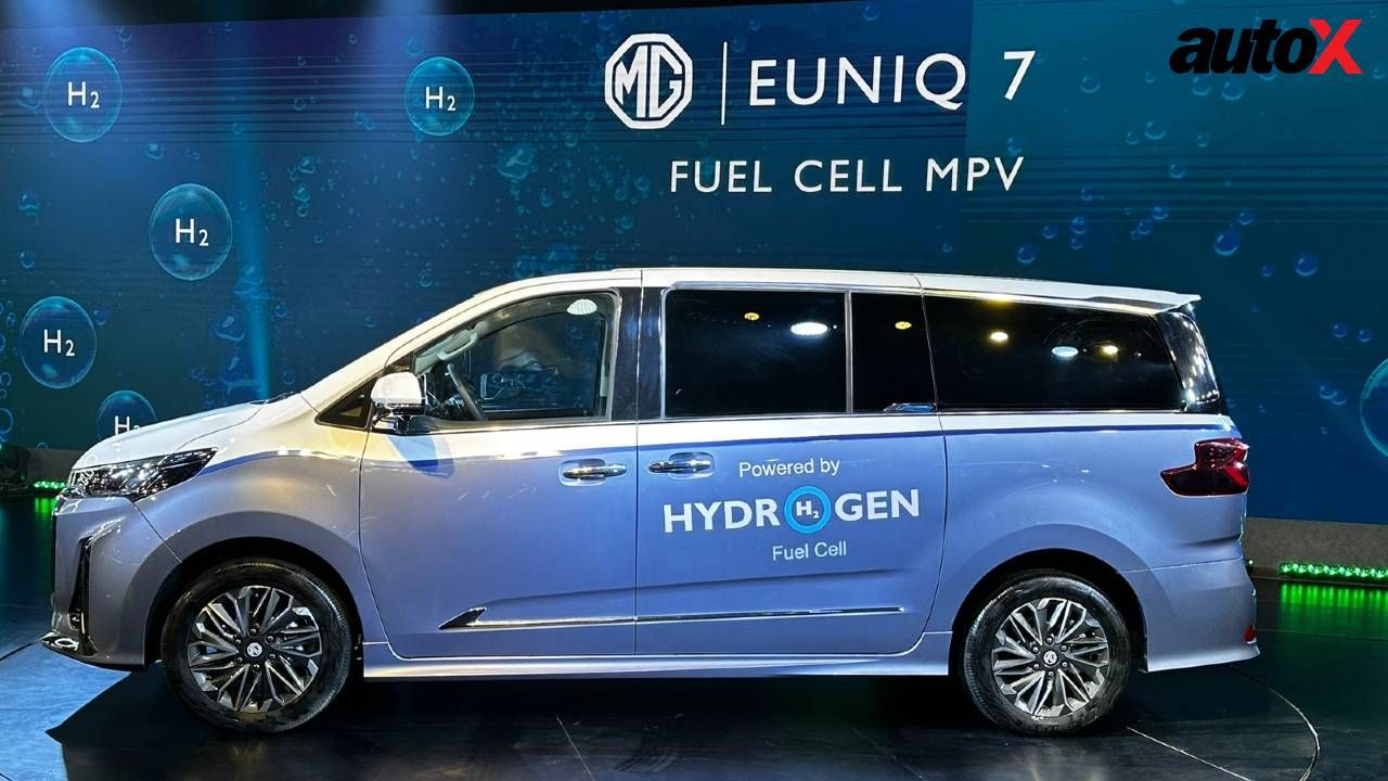 Mg Euniq 7 Side 1 