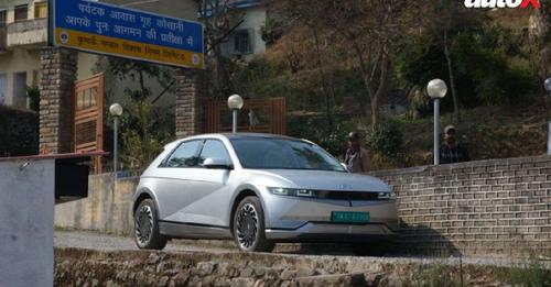 Hyundai IONIQ 5 Front Diagonal