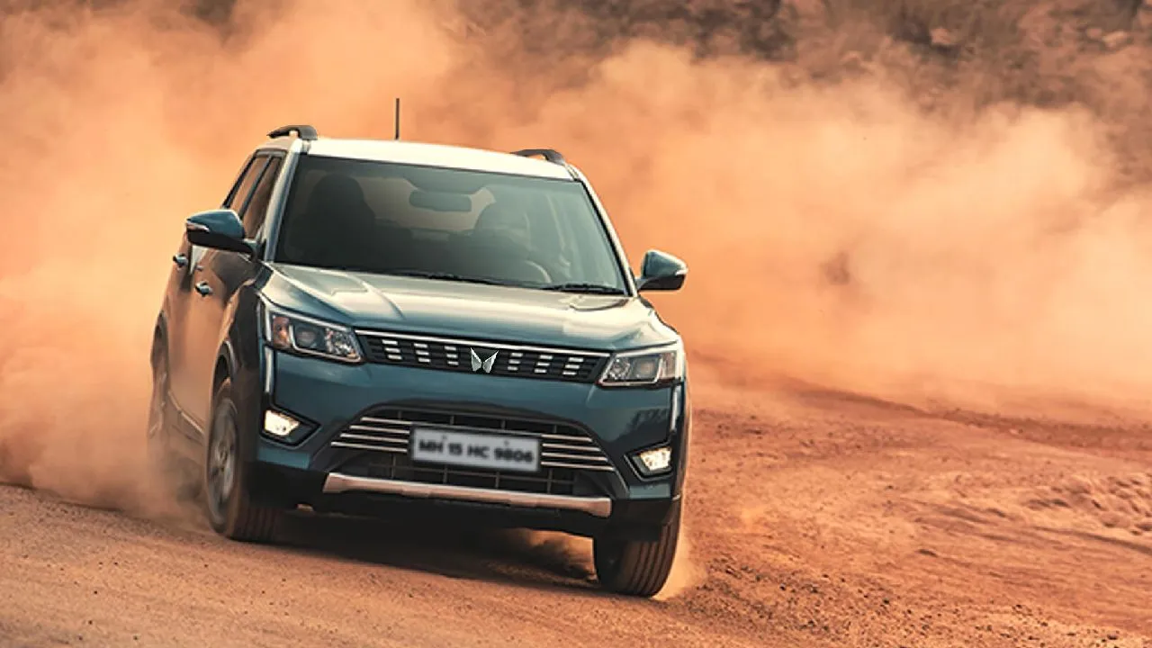 Mahindra XUV300 1 Mahindra XUV300 1