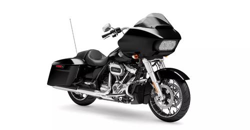 Harley Davidson Road Glide Special Vivid Black Chrome Finish