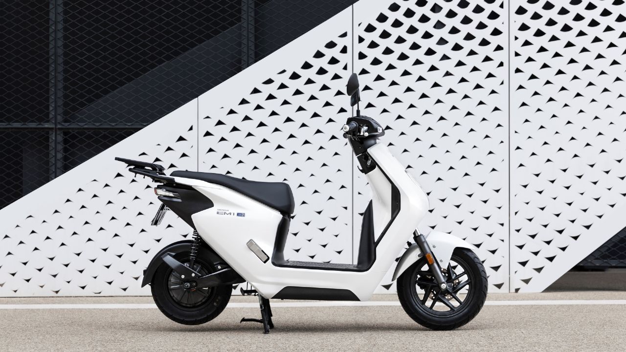 23YM HONDA EM1 2