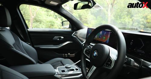 BMW M340i steering wheel dashboard