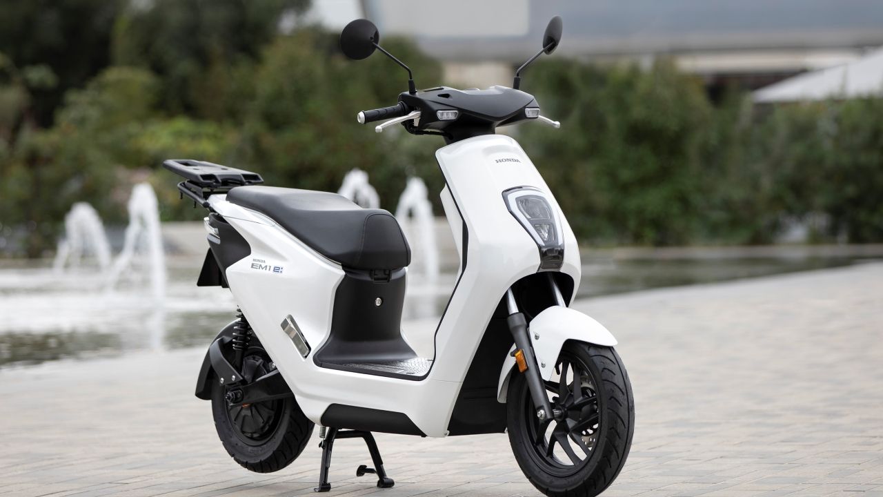 Honda EM1