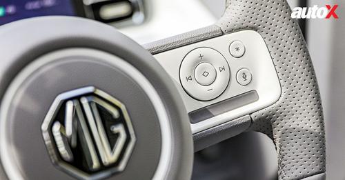 MG Comet Right Steering Mounted Controls