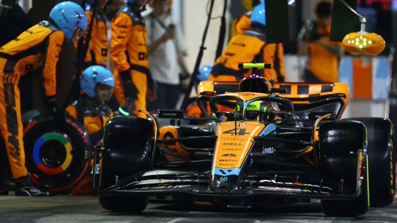 McLaren MCL60 jpg