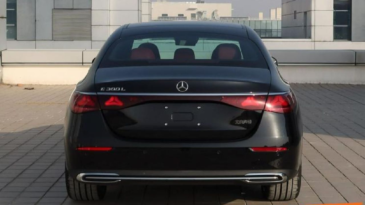 Mercedes Benz E Class LWB Spy Image