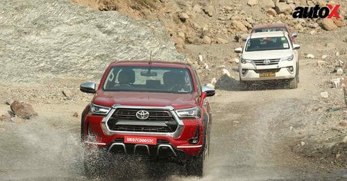 Toyota Hilux Motion View 5 