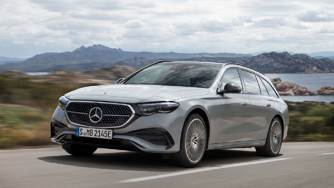 2024 Mercedes Benz E Class Estate Front Quarter
