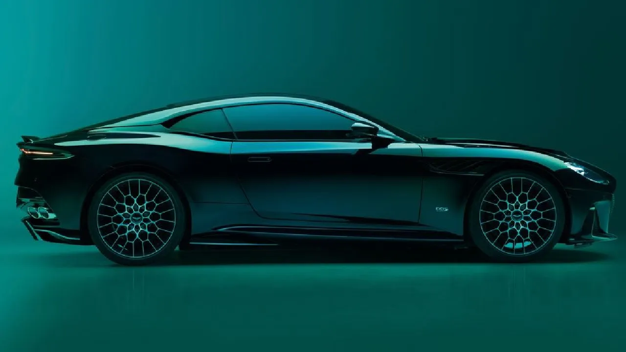 Aston Martin 1
