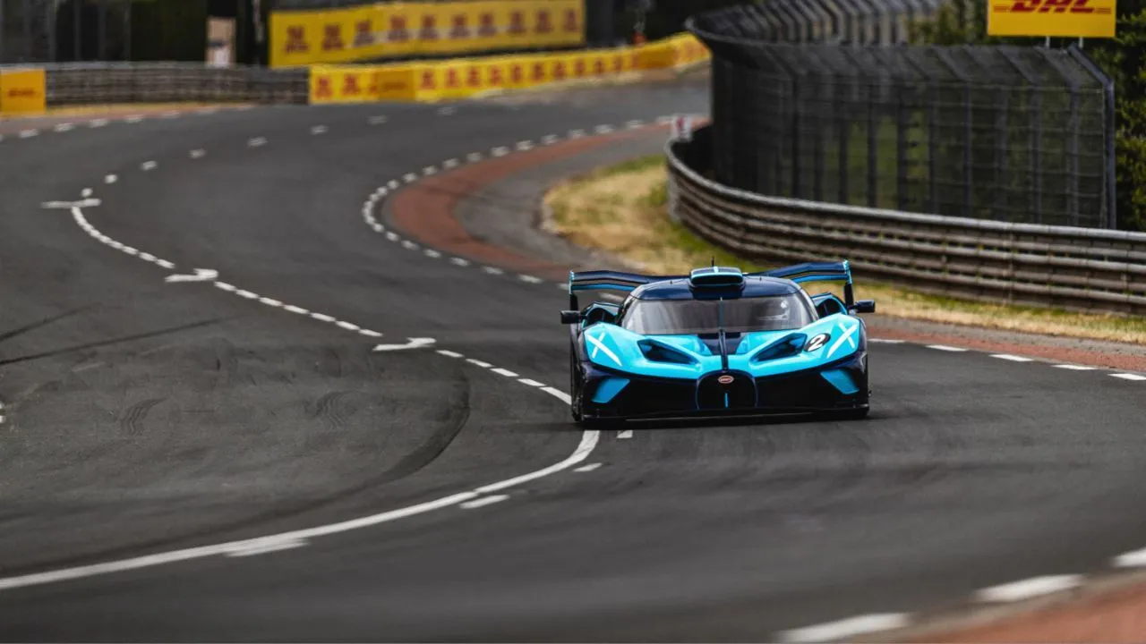 BUGATTI BOLIDE On Track