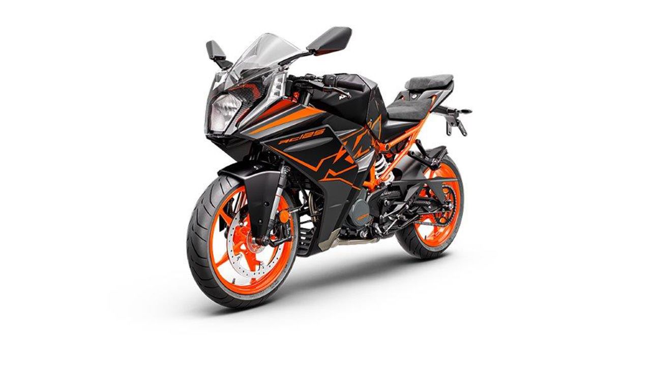 KTM RC 125 Left Front Three Quarter