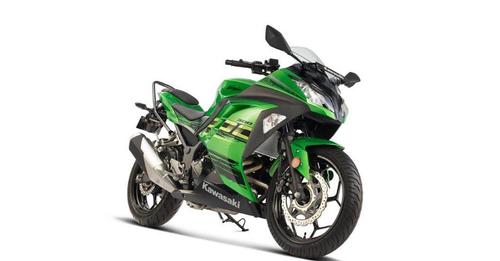 Kawasaki Ninja 300 Right Front Three Quarter