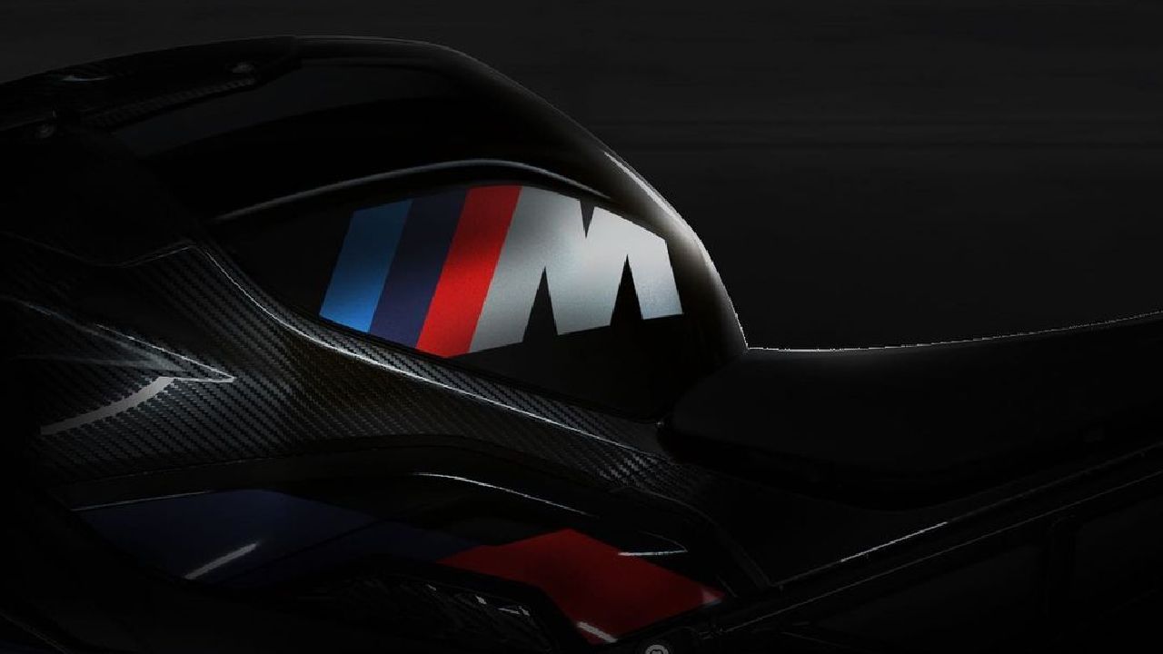 New BMW M 1000 RR