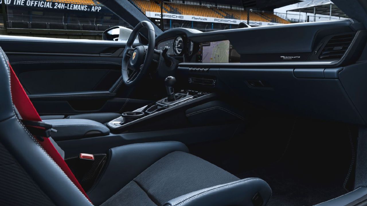 Porsche 911 Carrera GTS Le Mans Centenaire Edition Interior