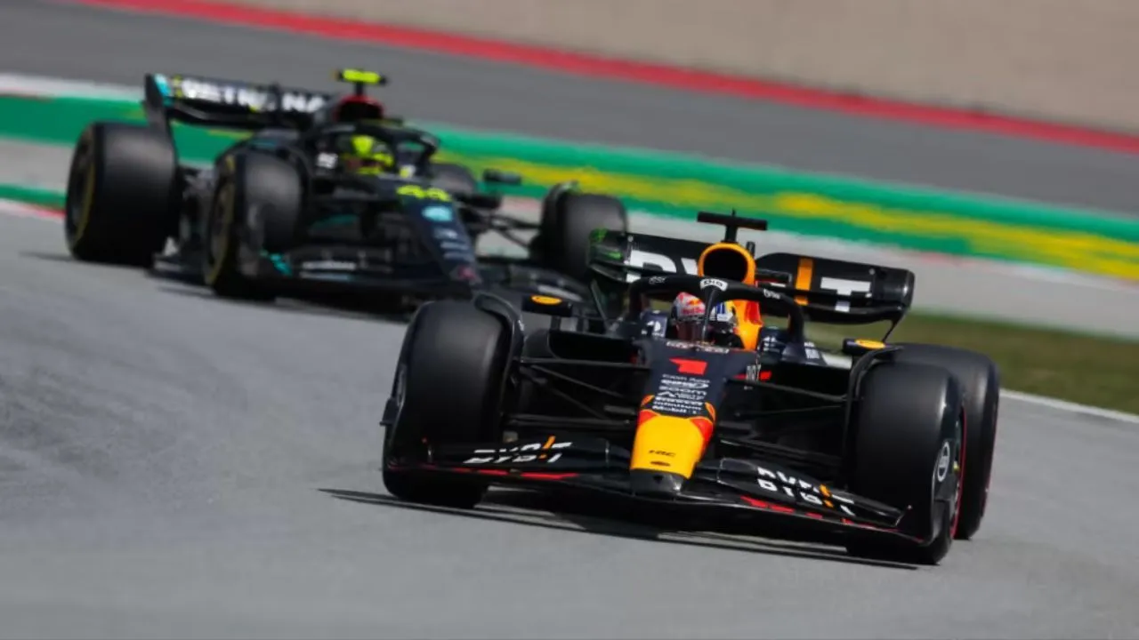 Red Bull RB19