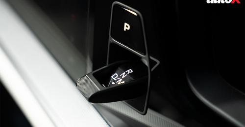 2023 Porsche Cayenne gear selector