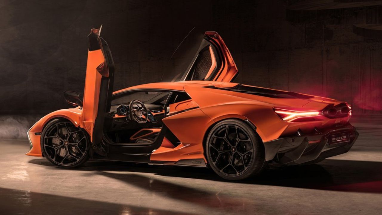 Lamborghini Revuelto New