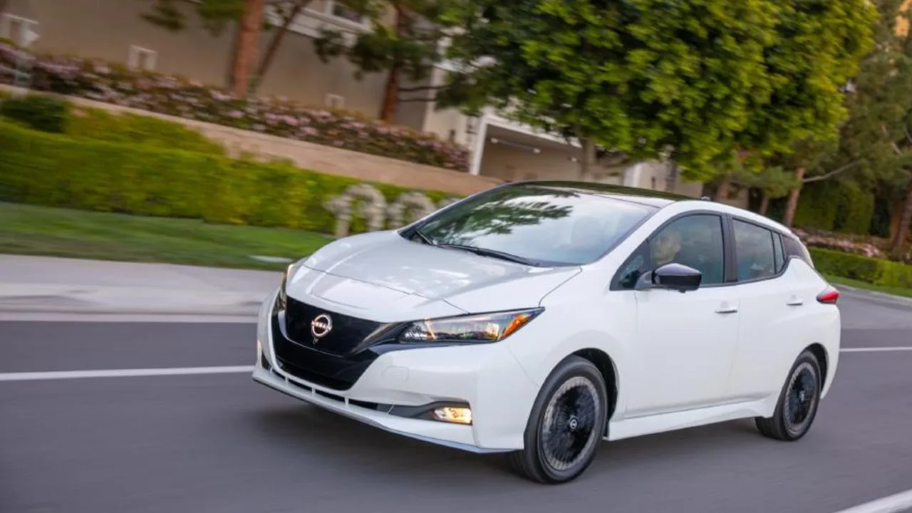 Nissan Leaf Final