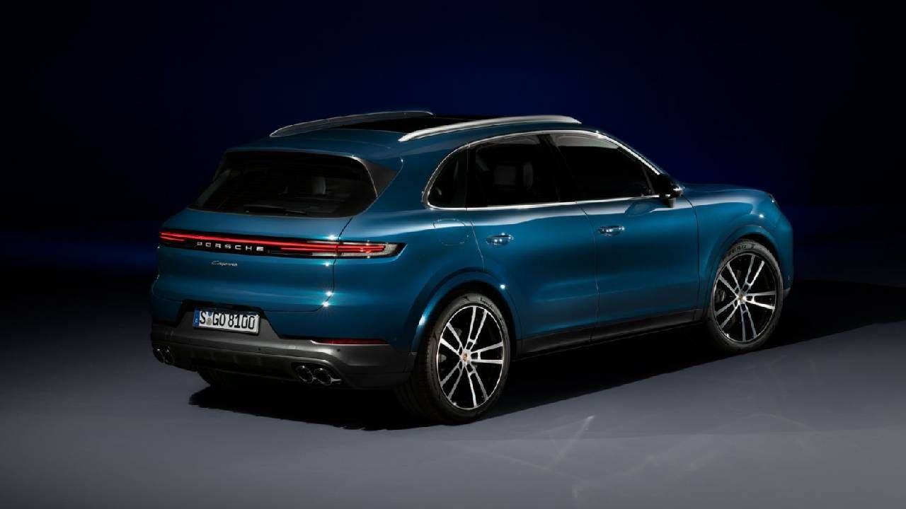 Porsche Cayenne Rear Quarter 2023