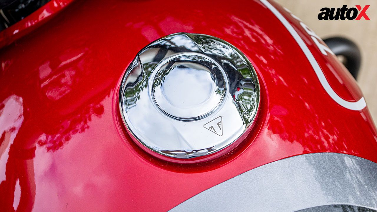 Triumph Speed 400 Closed Fuel Lid